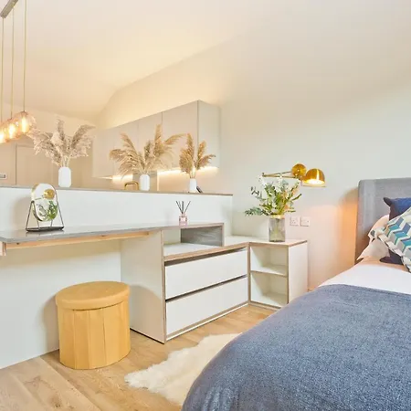 Kittiwake 1 Bedroom Studio *